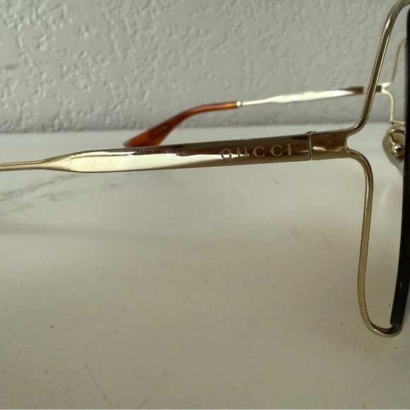 Gucci Square frame Sunglasses - Picture 5 of 5